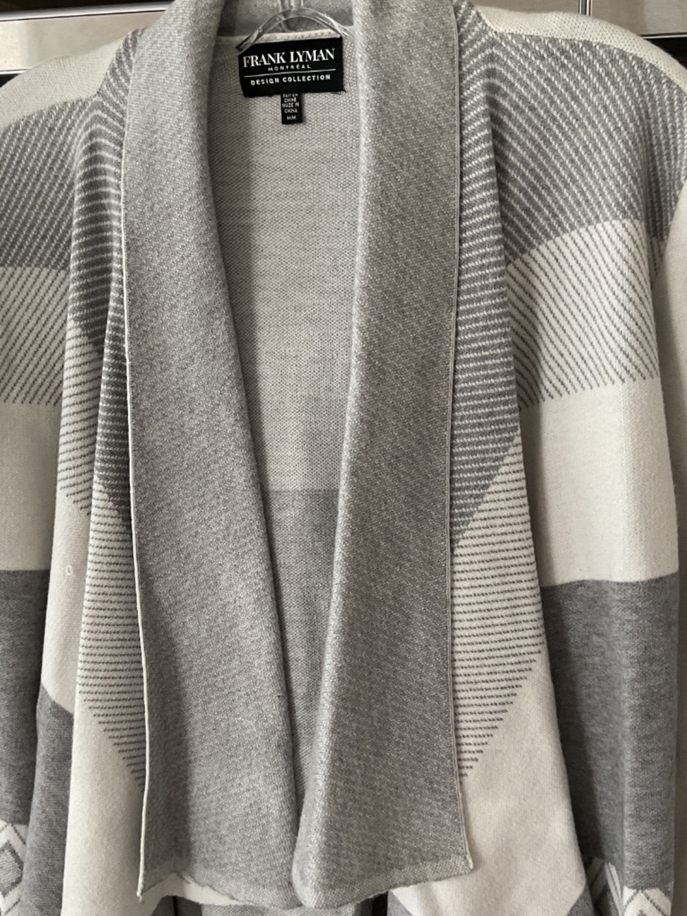 Cardigan - Picture 2 of 3